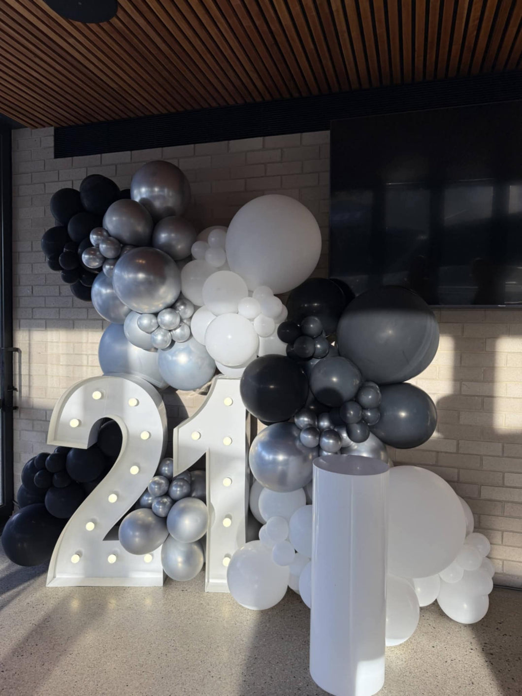 Giant Light Up Marquee Numbers (1.2m) with Balloons (For Hire)